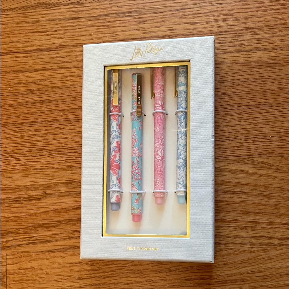 NEW Lilly Pulitzer Felt Tip Pen Set